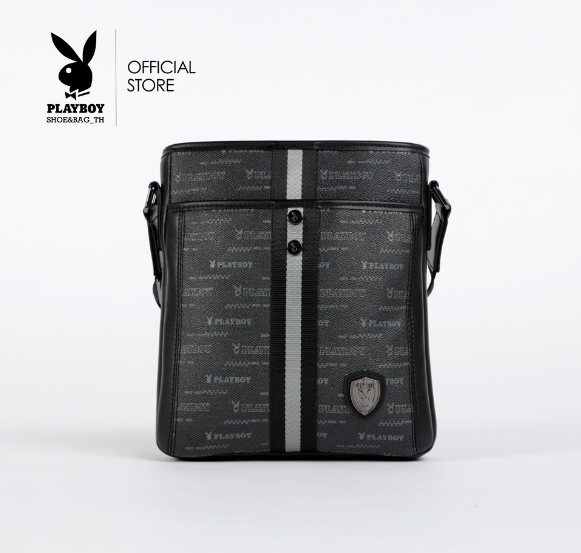 TOP60-Playboy กระเป๋าสะพายข้างผู้ชาย ลิขสิทธิ์แท้รุ่นST-B223PBM192R1-GY ดีไซน์ทรงแมสเซนเจอร์ลายอักษรแต่งแถบโลโก้เงินเงา สีเทา