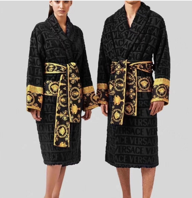(ส#006) เสื้อกันหนาว Versace [NEW] UNISEX ของมันต้องมีติดตู้ [Limited Edition]