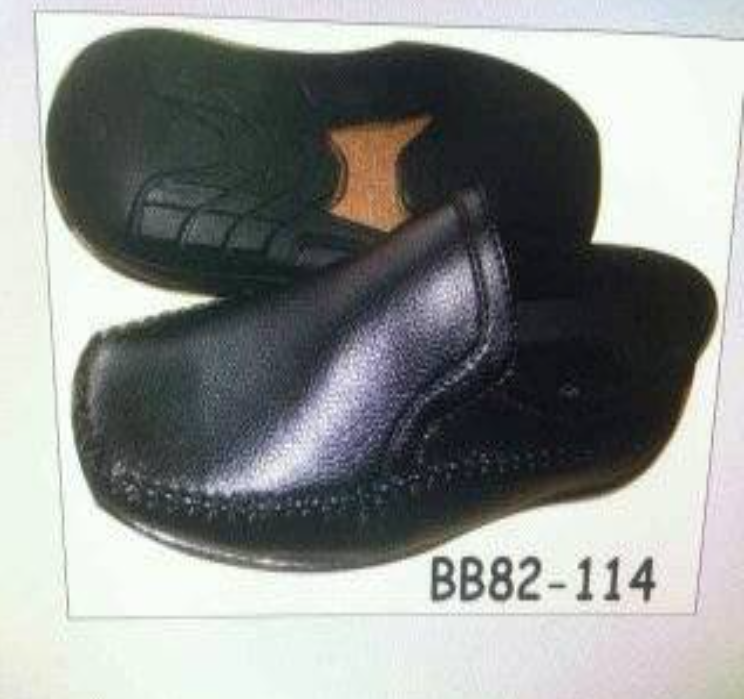 MAN24-รองเท้าคัชชูผู้ชายใส่ทำงาน ใส่เที่ยว หนังเรียบ หนังด้าน สีดำ