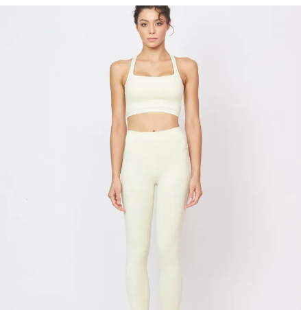 SF14-Luxeflex Box Crop Top (Havana) - สปอร์ตบราเหลืองอ่อน / ชุดชั้นในออกกำลังกาย บราไขว้หลัง