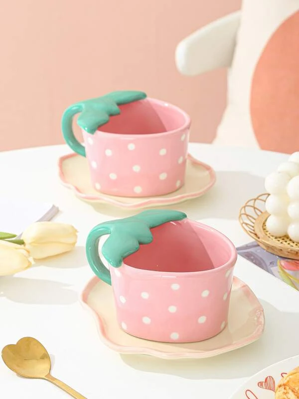 1 ชิ้น แก้วมัค ออกแบบ สตรอว์เบอร์รี & 1 ชิ้น จาน  oo-95