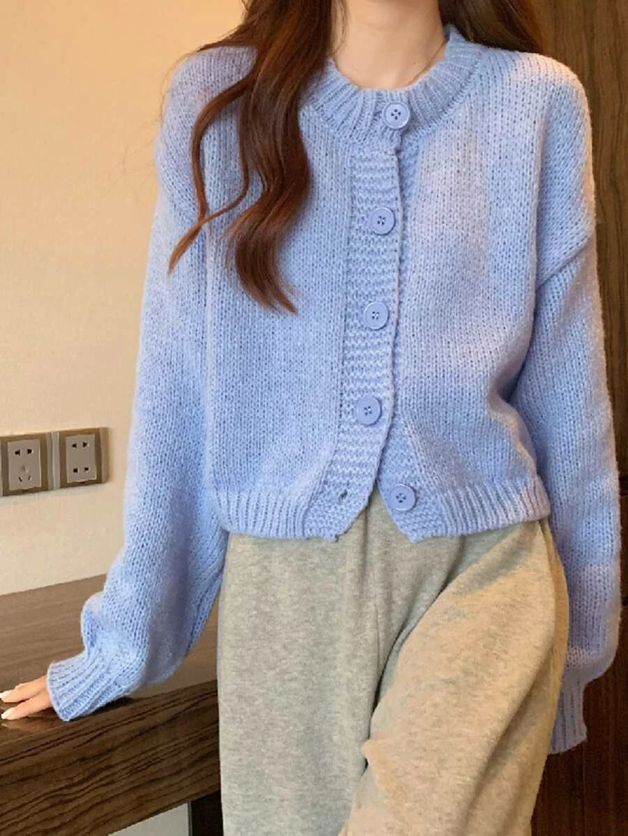 เสื้อคาร์ดิแกน ครอป สีพื้น ไหล่ตก i-76