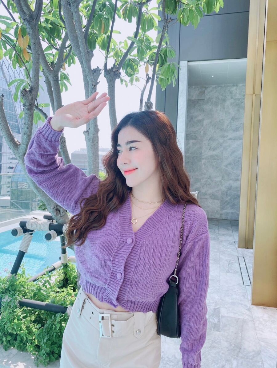 คาร์ดิแกนครอปท็อป กระดุม3เม็ด คิ้วๆ ผ้าไม่หนามาก i-29