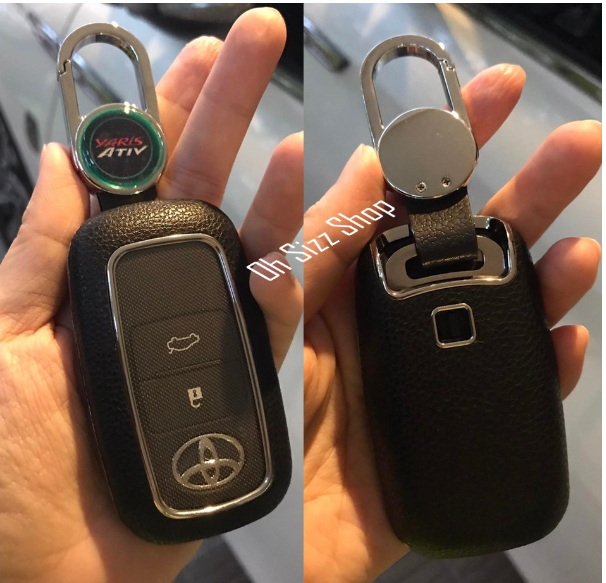 K22-เคสรีโมทรถ New Toyota Yaris ATIV 2023 Veloz 2022 เคสหุ้มหนังคุณภาพดี สามารถดึงกุญแจในรีโมทได้ กันรอยใสปุ่มกด ใช้งานง่าย