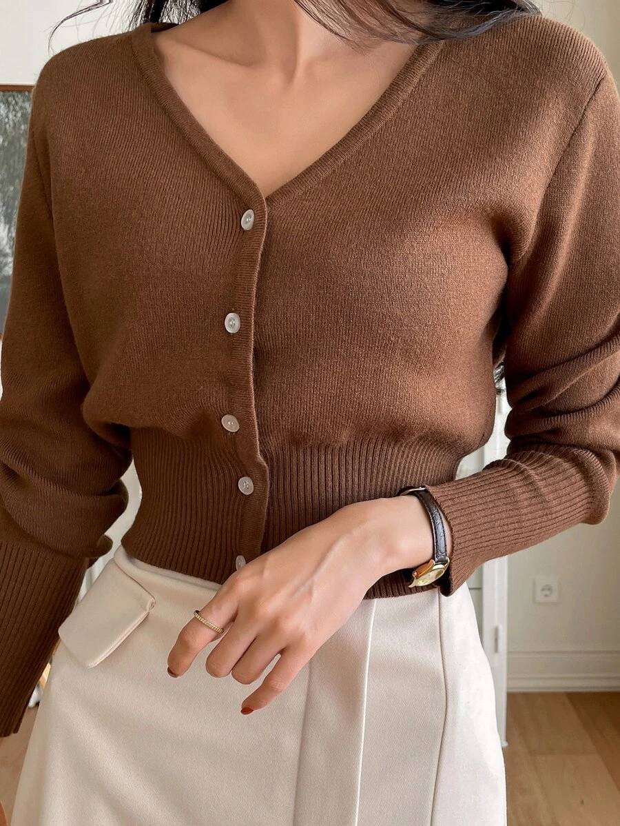 DAZY เสื้อคาร์ดิแกน ผ้าถัก ดีเทลไหล่ตก j-46