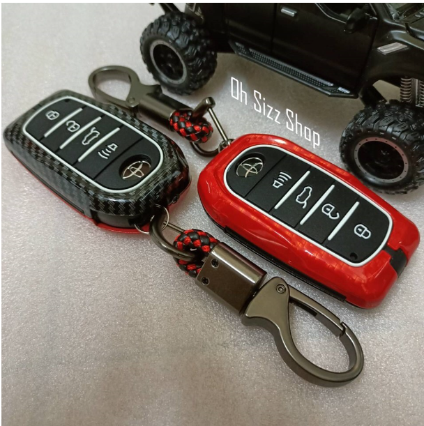 K39-เคสรีโมทรถโลหะเคฟล่า Toyota Fortuner GR Sport แบบ 2 ชั้น รุ่นถอดกุญแจในรีโมทได้ ป้องกันการกระแทกได้เป็นอย่างดี