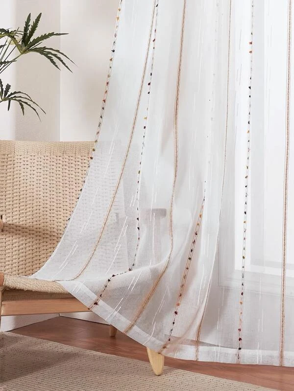 ผ้าม่านโปร่งบานเดี่ยว ตกแต่ง เย็บปักถักร้อย  006