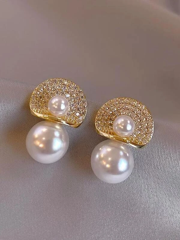 ต่างหูเม็ดเดี่ยว ติดเพชร และ แต่งไข่มุกเทียม e-72