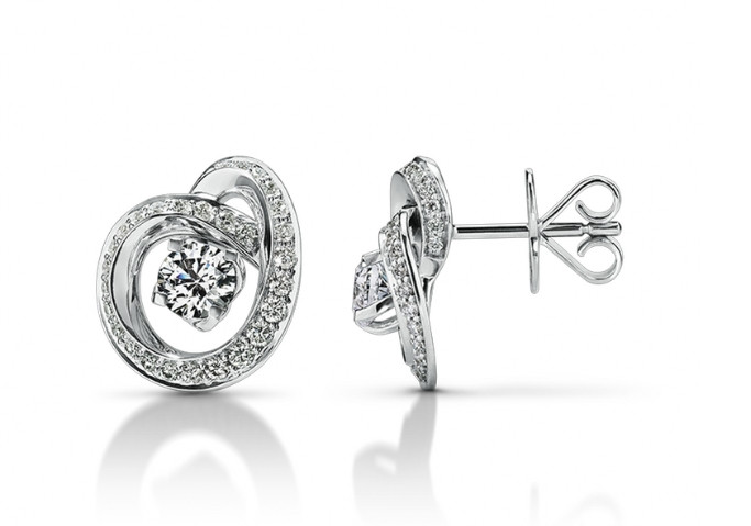Infini Earrings Medium with diamond