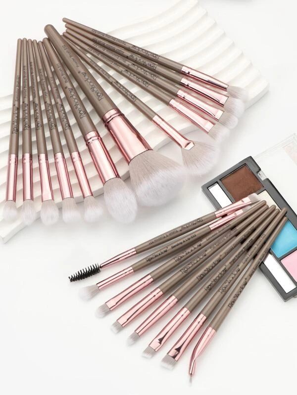 เซ็ต แปรงแต่งหน้า 20 ชิ้น e-15