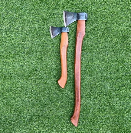 D25-ขวานตัดไม้ ขวานด้ามไม้ ทนทาน ขวานตัดไม้ทำจากเหล็กเเหนบ งานฝีมือตีขึ้นจากช่างโคราช
