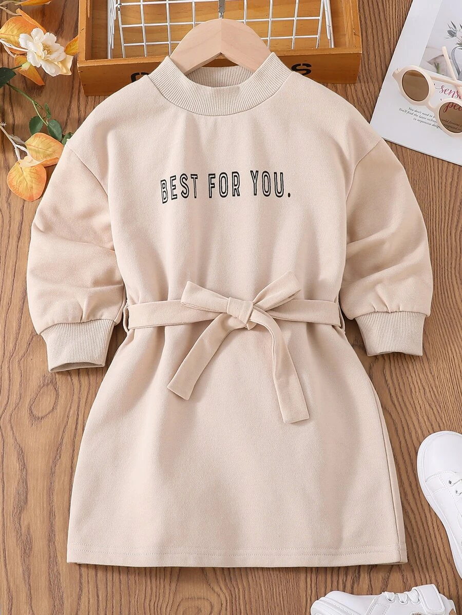 เดรส เสื้อสวมหัว เด็กเล็กผู้หญิง ลายสโลแกนกราฟิก คอตั้งทรงสูง สายผูกเอว a-54