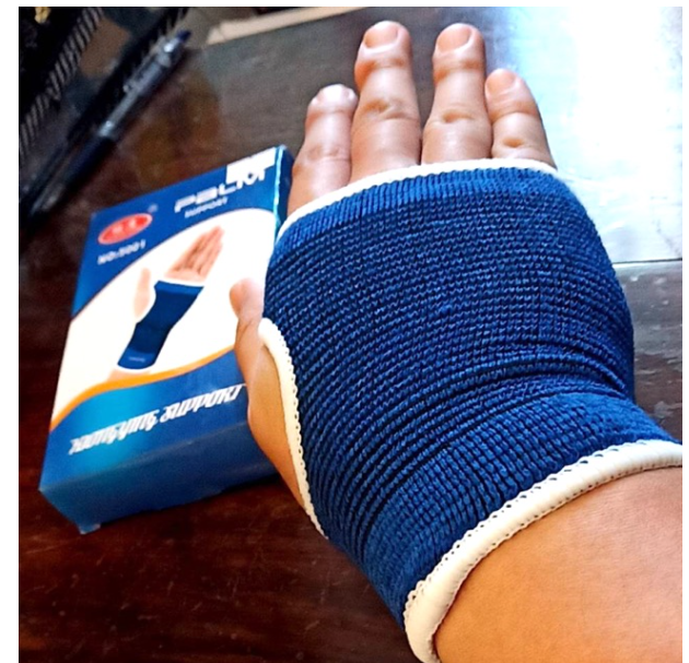 MW139-PALM Support No : 6801 อุปกรณ์ซัพพอตพยุงข้อมือ 1 กล่อง บรรจุ 2 ชิ้น ((ฟรีไซส์)) คุณภาพมีมาตรฐาน ราคาถูก